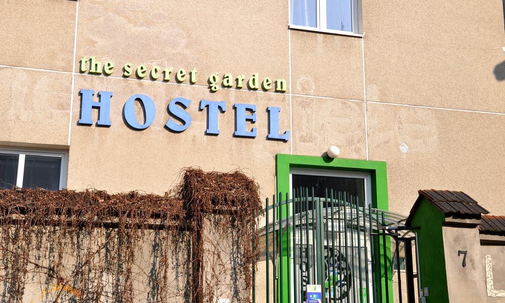 The Secret Garden Hostel Krakow Ngoại thất bức ảnh